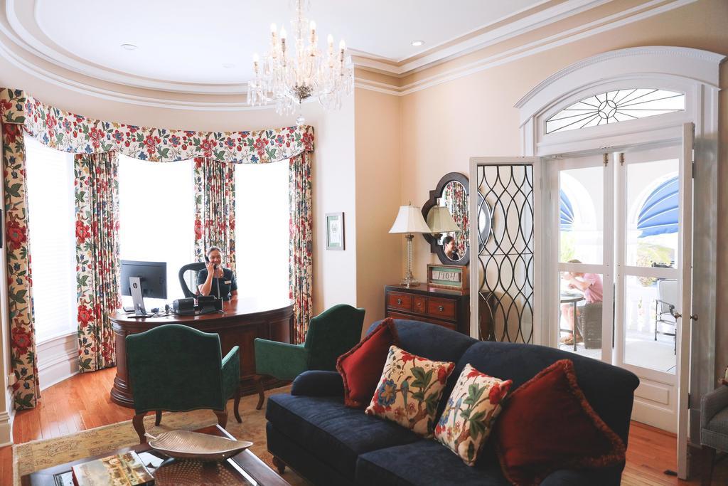 Rosedon Hotel Pembroke Екстер'єр фото