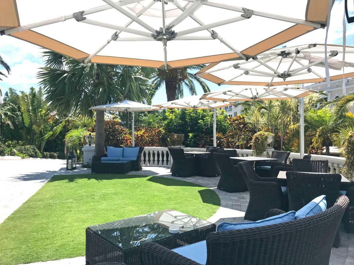 Rosedon Hotel Pembroke Екстер'єр фото
